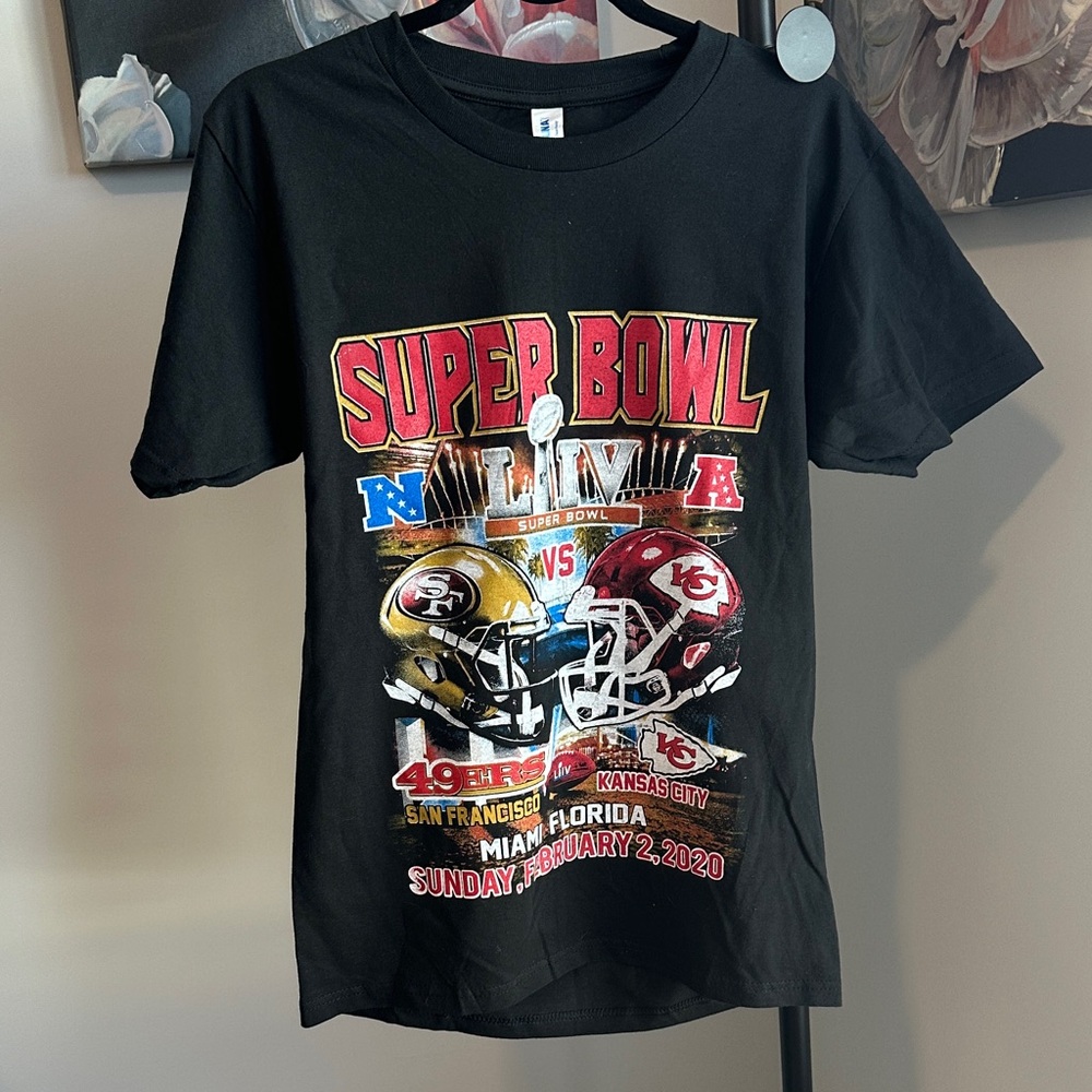 Super Bowl Black Graphic T-Shirt